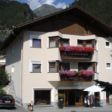 Apartment Christine Oettl Pfunds Oda fotoğraf