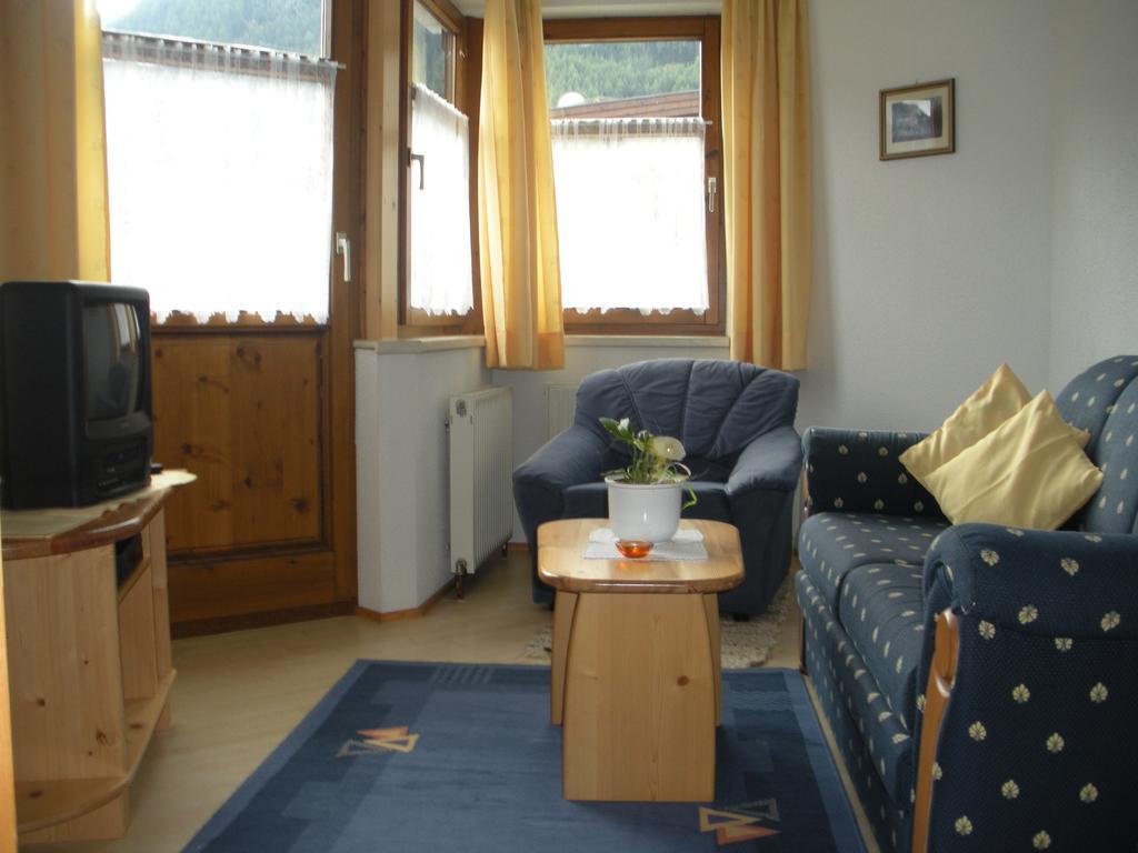 Apartment Christine Oettl Pfunds Oda fotoğraf