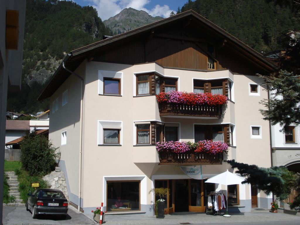 Apartment Christine Oettl Pfunds Oda fotoğraf